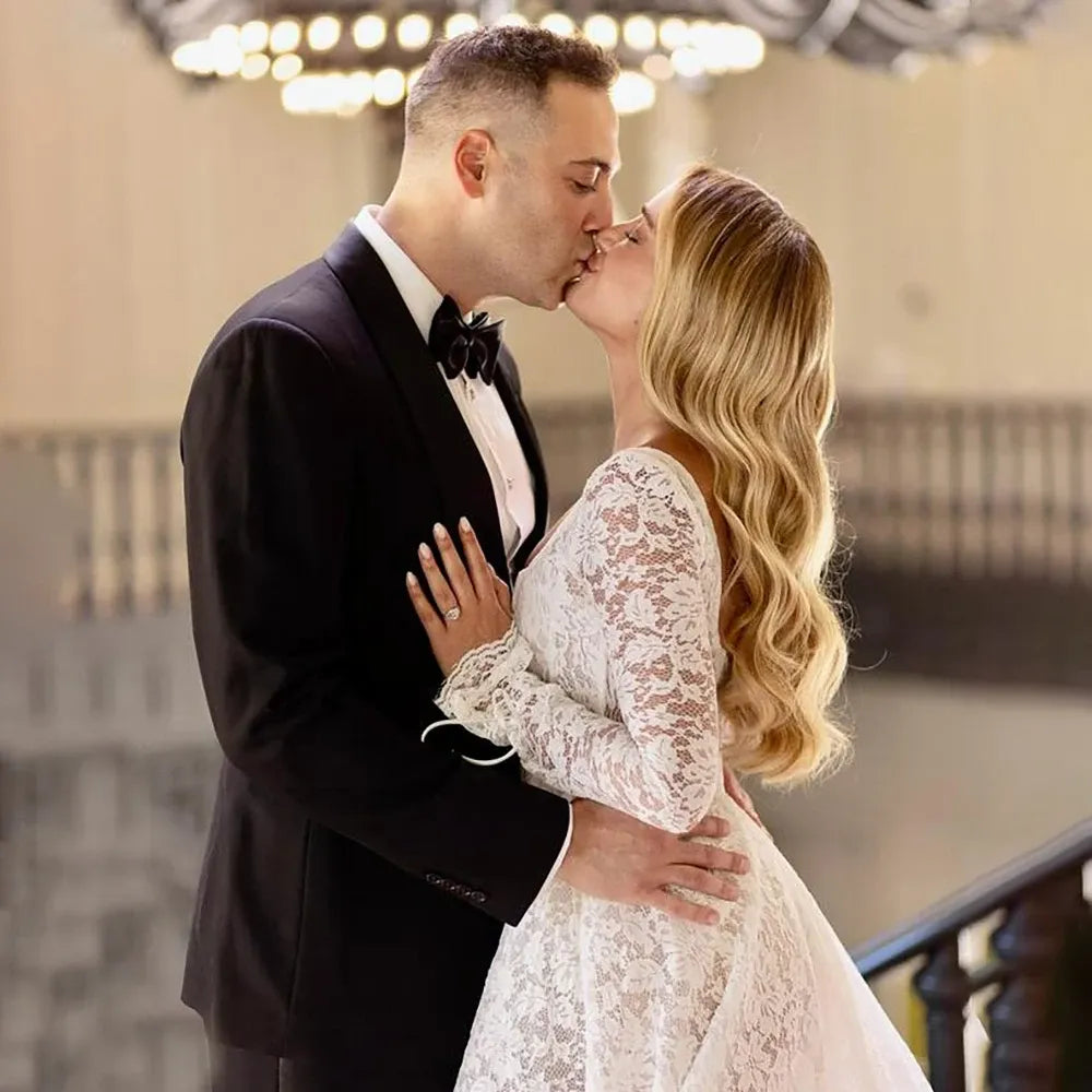 Basque Waist Square Neck Lace Wedding Dress Long Sleeve Ceremony Bridal Gowns