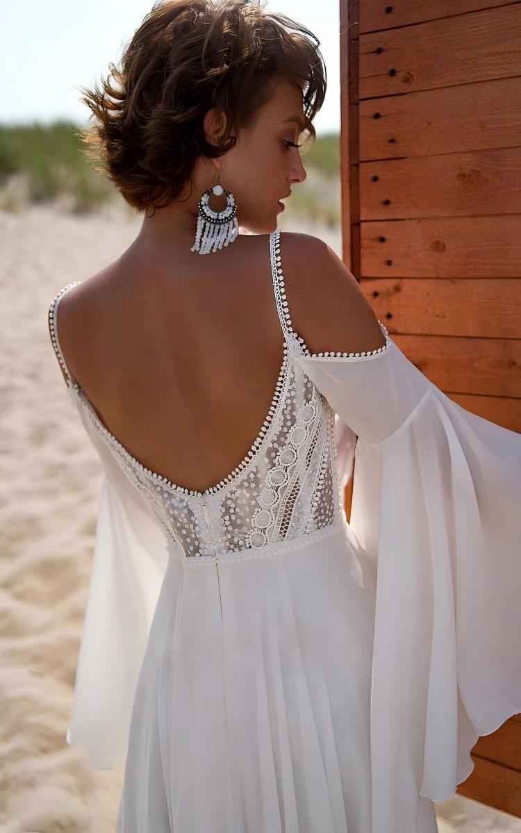 Boho Beach Wedding Dress Spaghetti Strap Chiffon Bridal Gown Long Sleeves