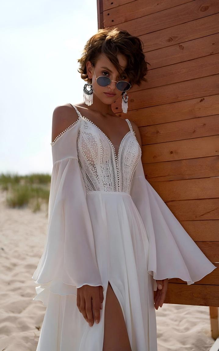 Boho Beach Wedding Dress Spaghetti Strap Chiffon Bridal Gown Long Sleeves