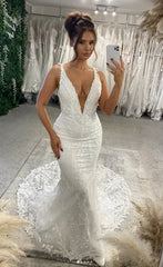 Boho Lace Bridal Gowns Deep V Neck Mermaid Wedding Dress Backless