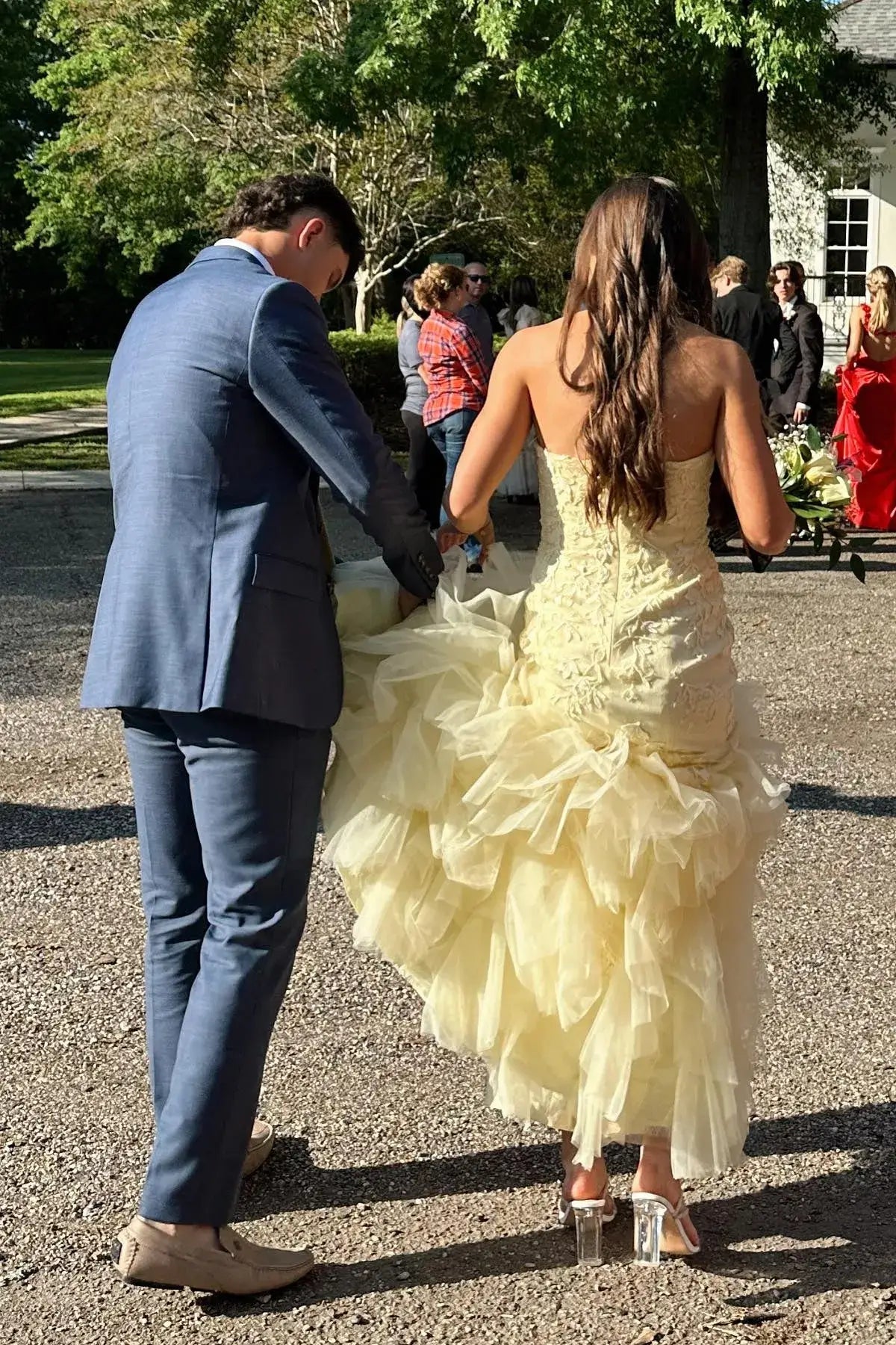 Vestidos de fiesta de encaje rojo con volantes, sin tirantes, baratos, vestido formal largo de tul sirena