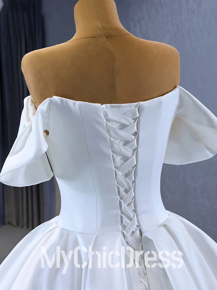 Custom Made Minimalist White Wedding Dress Satin Sweetheart Lace up