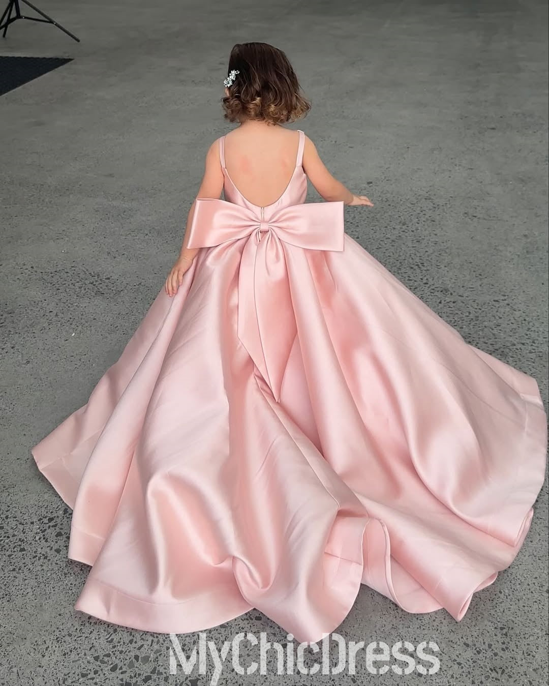 Cute Satin pink Flower Girl Dresses Straps Sleeveless with BowKnot Mychicdress