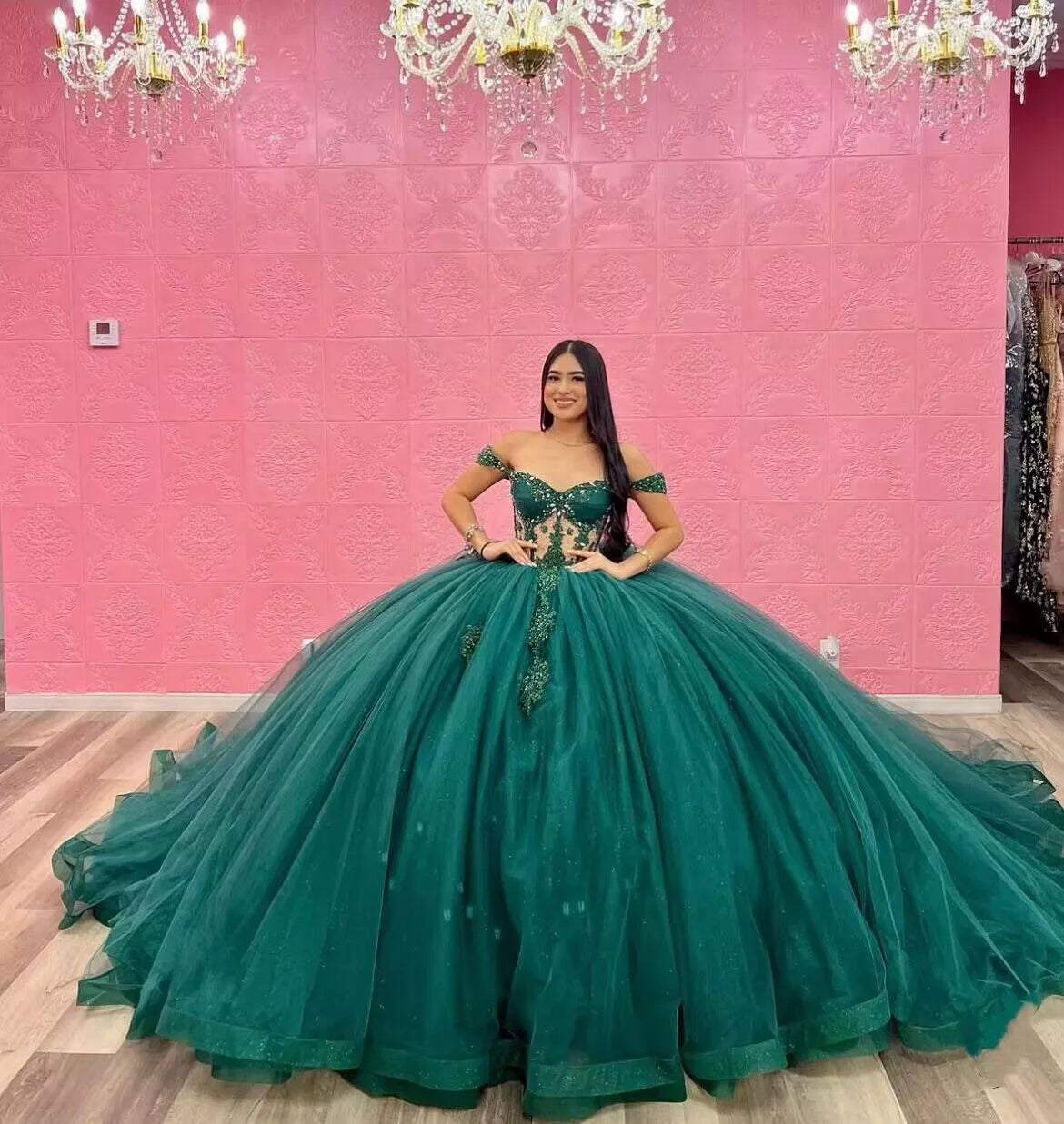 Discount Emerald Green Quinceanera Dresses Lace Tulle Illusion Sweet 16 Gown Mychicdress