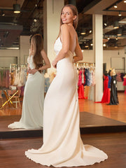 Elegant Minimalist Strapless Wedding Dresses Mermaid with Train Mychicdress
