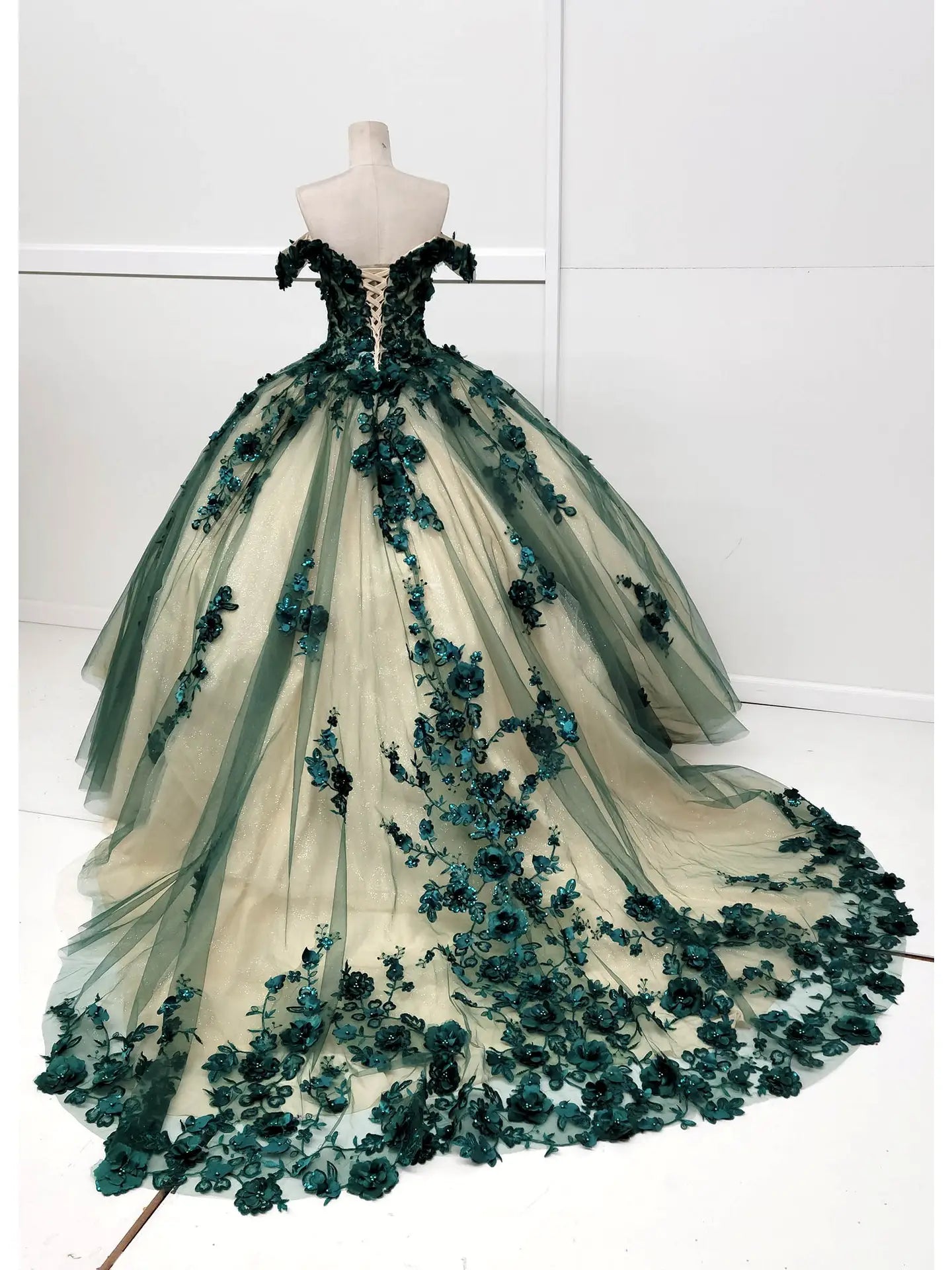 Emerald Green Sweet 16 Dress Flowers Off Shoulde Quince Dress