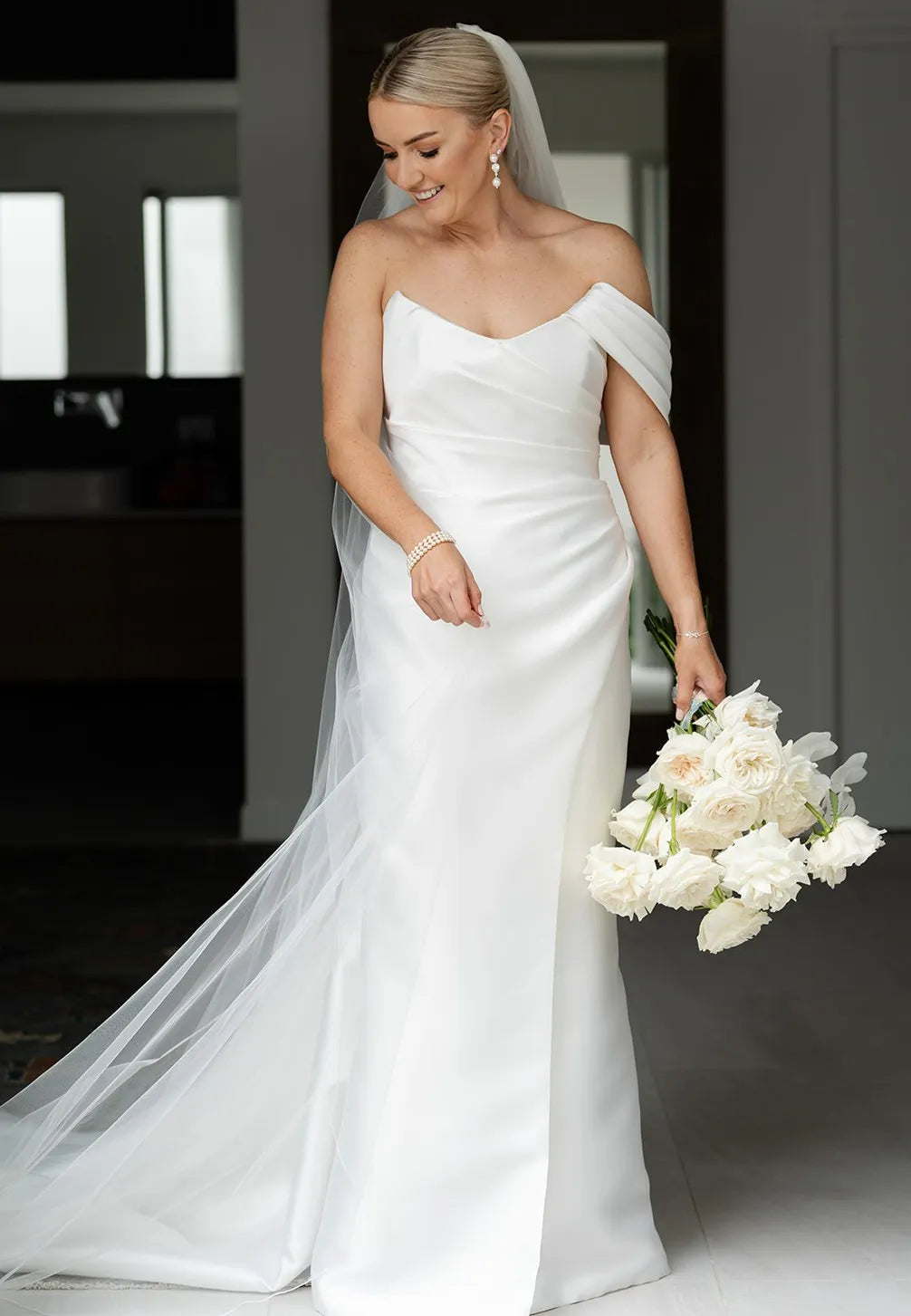 Gorgeous Strapless Beach White Wedding Dress Ruched with Slit