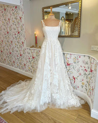 Hot Lace A Line Bridal Dress for Wedding Appliques Sleeveless Mychicdress