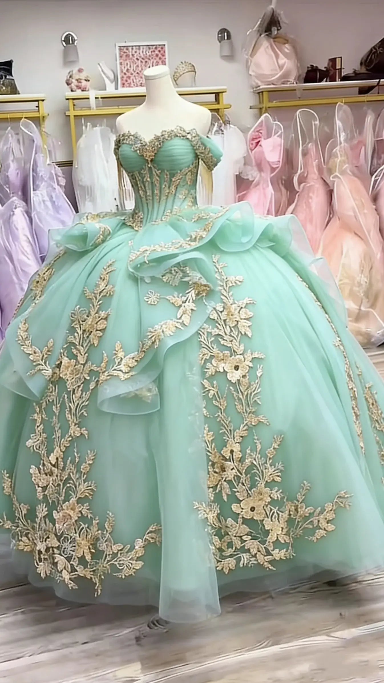 Hot Emerld Green Corset Quinceanera Dress Gold Appliques Off The Shoulder