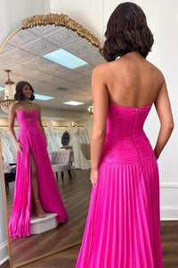 Vestido formal largo rosa intenso 2025 con escote corazón y pliegues