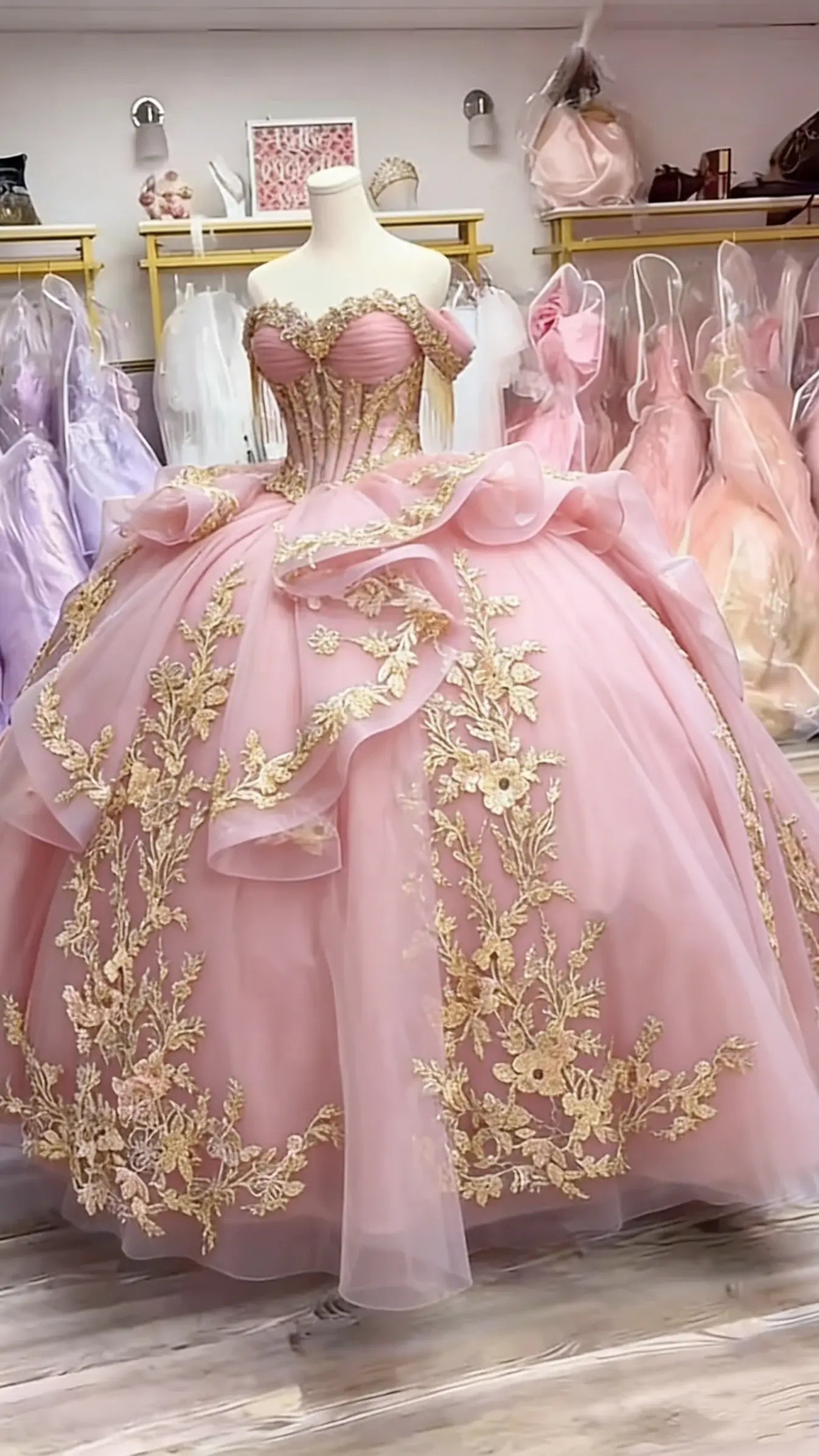 Hot Emerld Green Corset Quinceanera Dress Gold Appliques Off The Shoulder