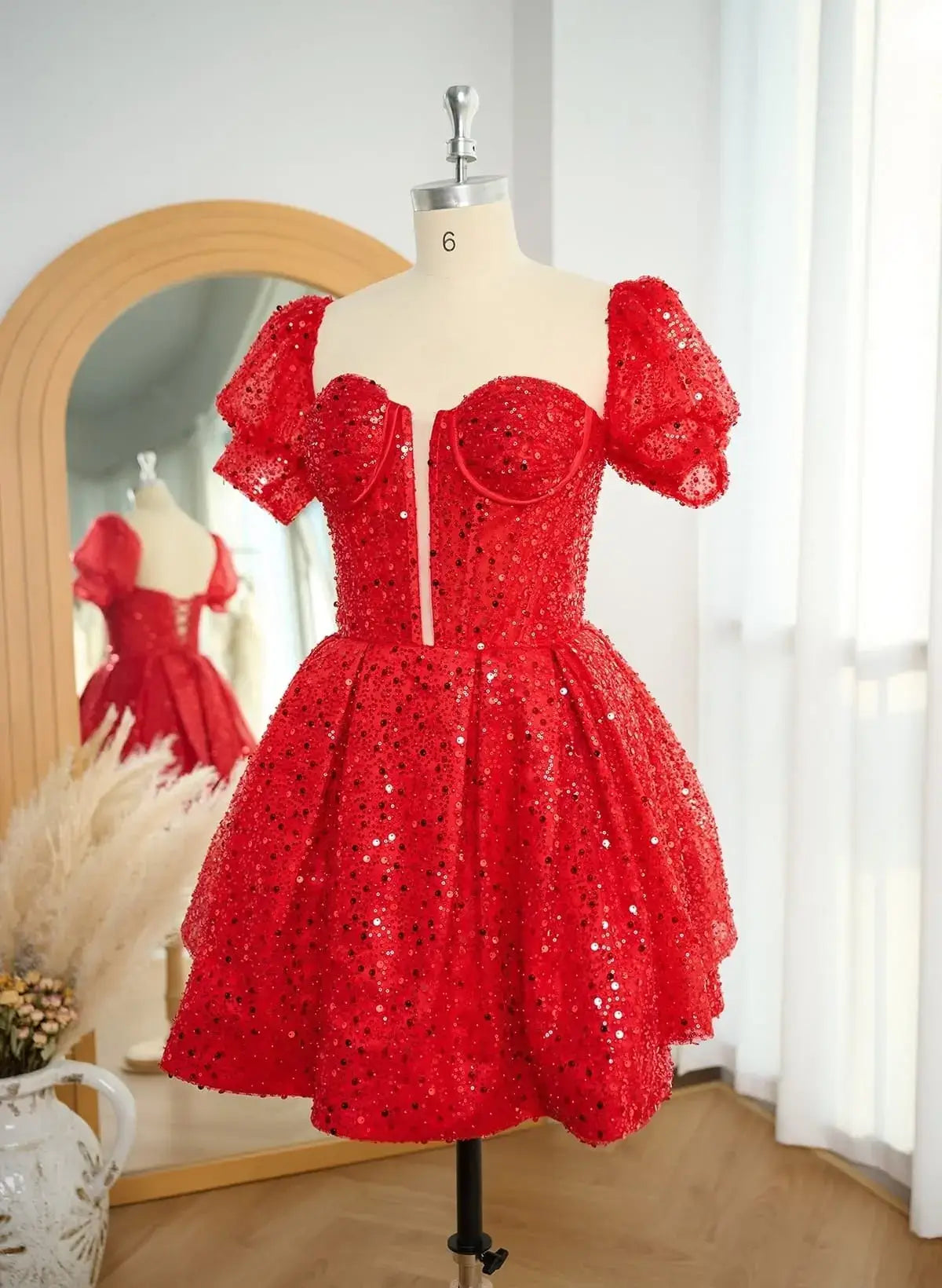 Hot Sequined Cocktail Dresses Red Short Homecoming Dress Sweetheart