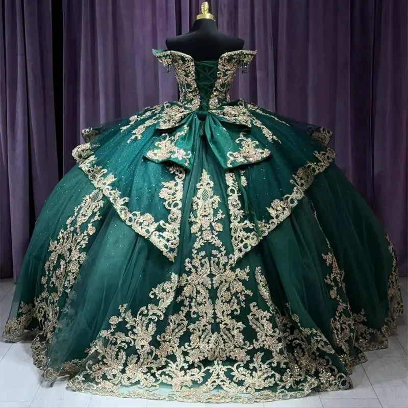 Lace Beads Emerald Green Quinceanera Dresses Gold Applique for Sweet 16