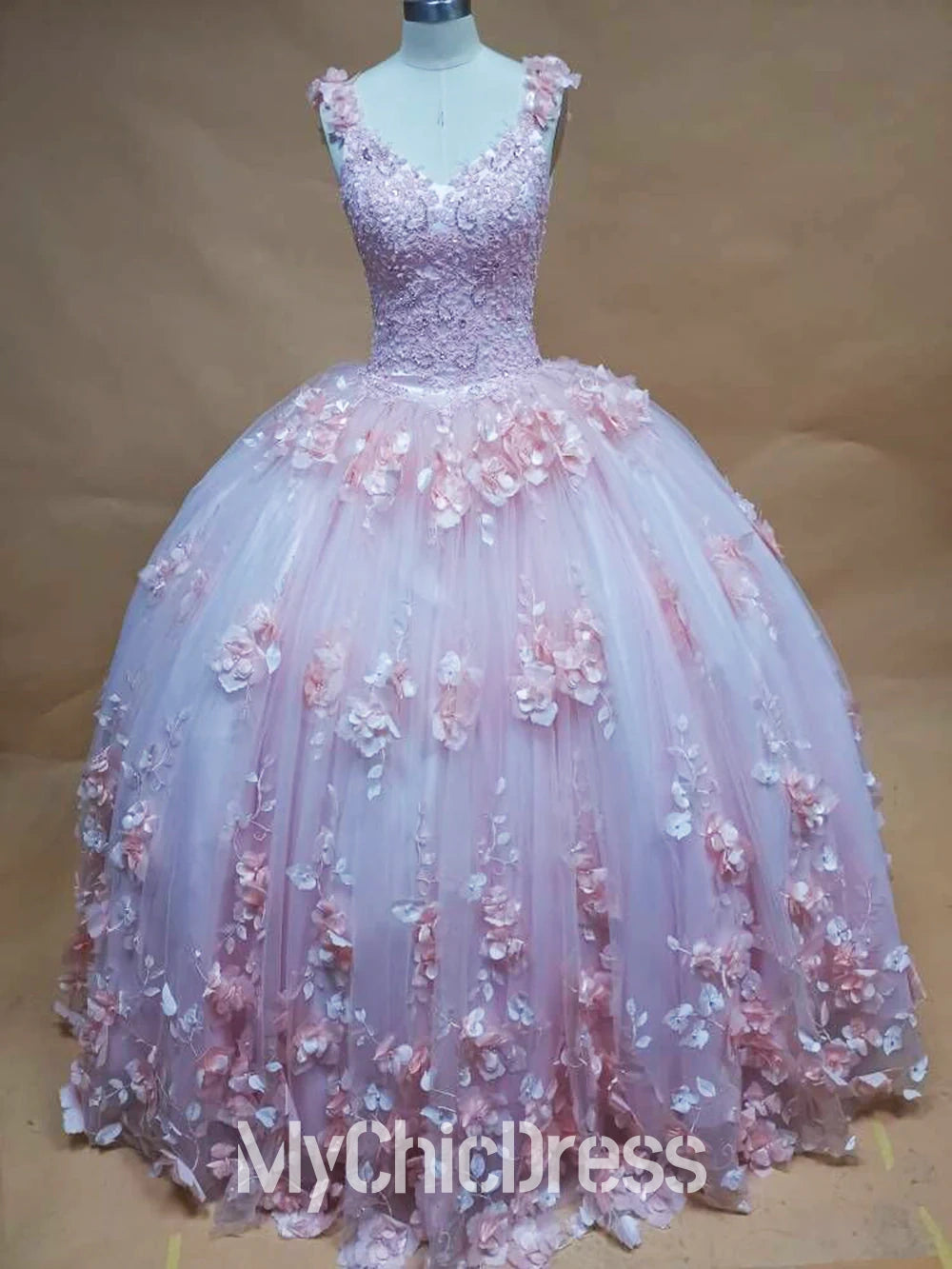 Lace Pink Quinceanera Dress for Sweet 16 Gown Straps Appliques Beaded Mychicdress