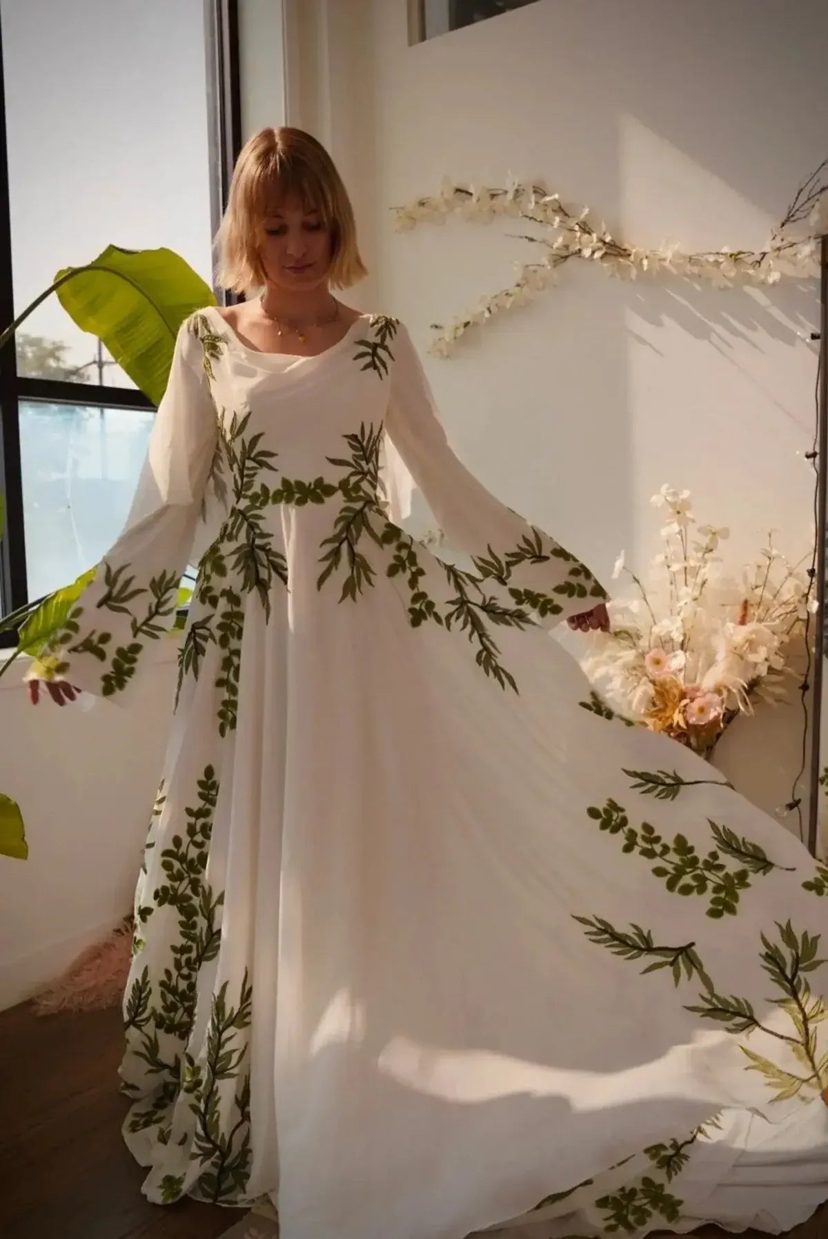 White Green Leaf Lace Embroidery Boho Forest Wedding Dress Chiffon Cowl Neck
