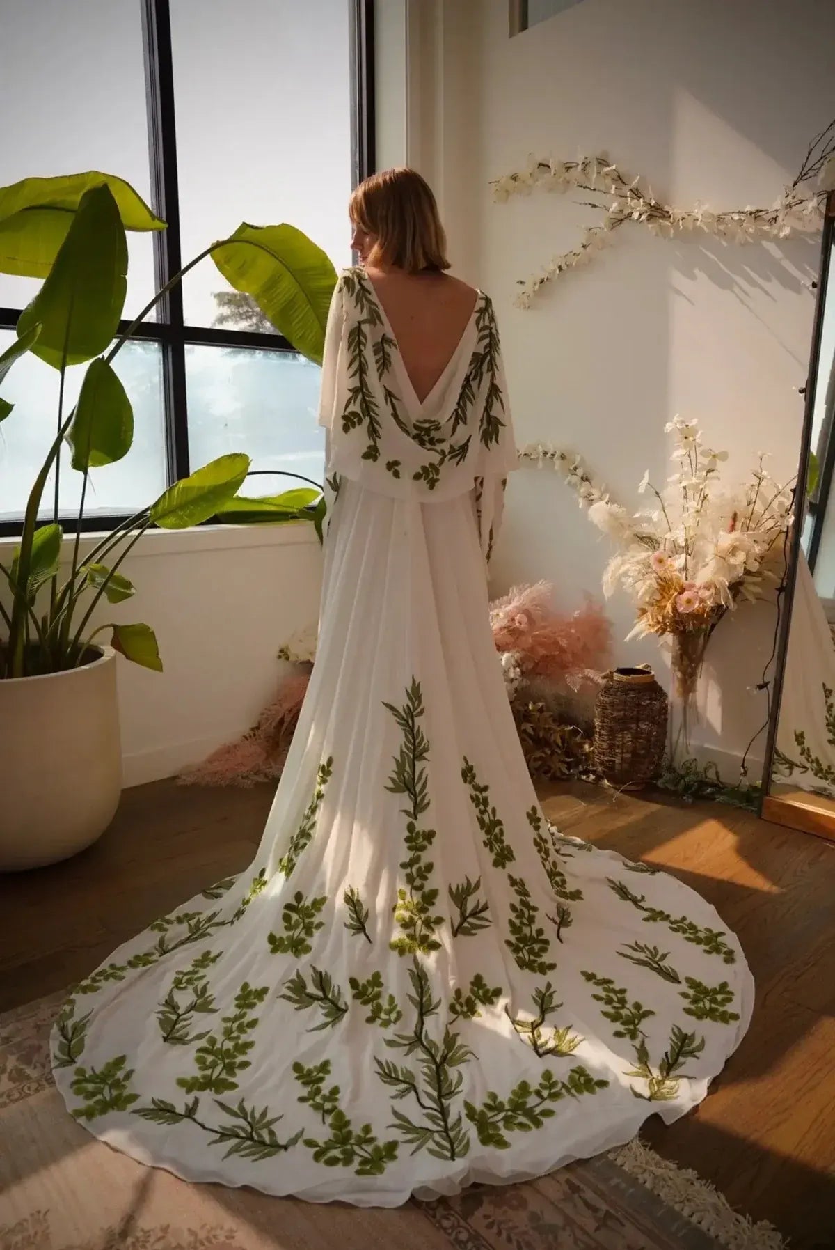 White Green Leaf Lace Embroidery Boho Forest Wedding Dress Chiffon Cowl Neck