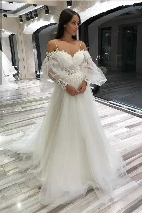 Long Sleeves Beach Wedding Dress Tulle With Appliques Lace