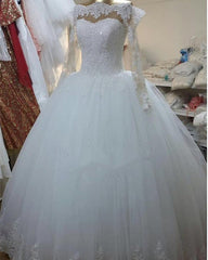 Long Sleeves Vintage UK Wedding Dress Lace Appliques Tulle Mychicdress