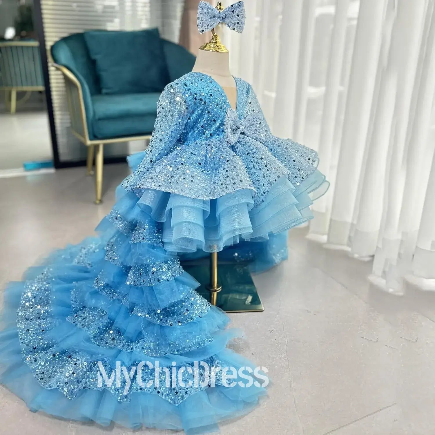 Luxury Blue Sequin Girl Pageant Dress Long Sleeves Mini Birthday Dress with Train