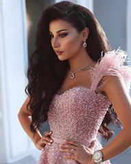 Luxury Short Cocktail Dresses Pink Crystal Beaded Homecoming Dress Feather Mychicdress