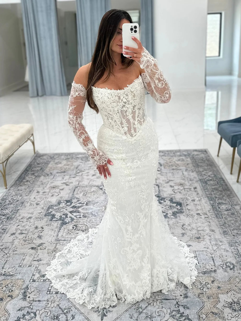 Mermaid  Lace Basque Waist Wedding Dresses Long Sleeves Appliqued