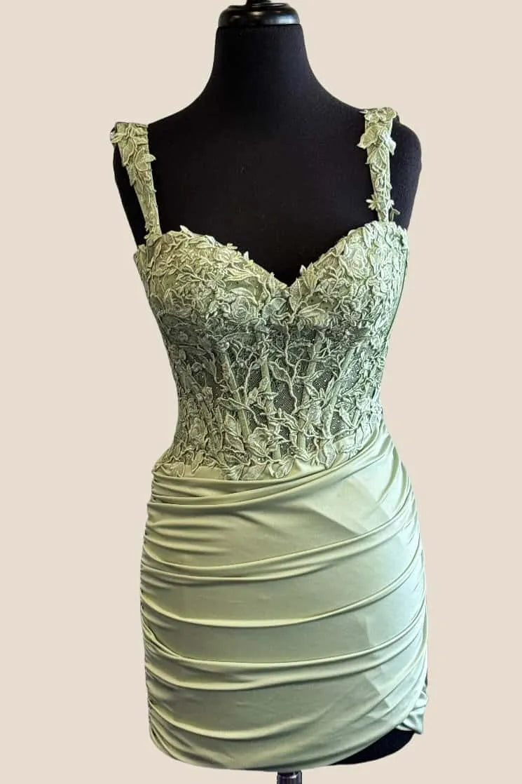 Mermaid Sage Green Lace Mini Dress Appliques Ruched Fitted Hoco Dress