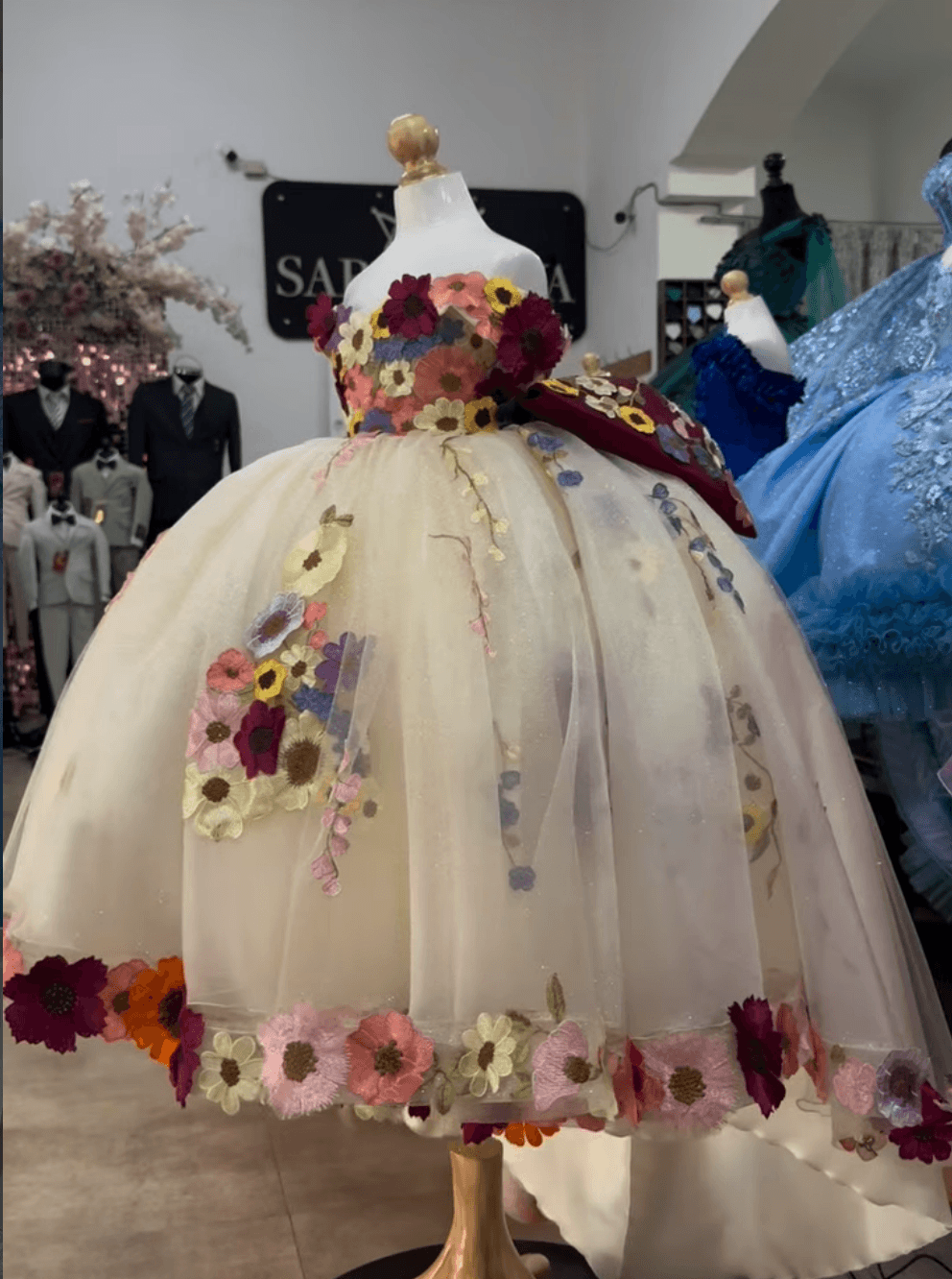 Mini Quince Dress 3D Floral Appliques CreamTulle Flower Girl Dresses