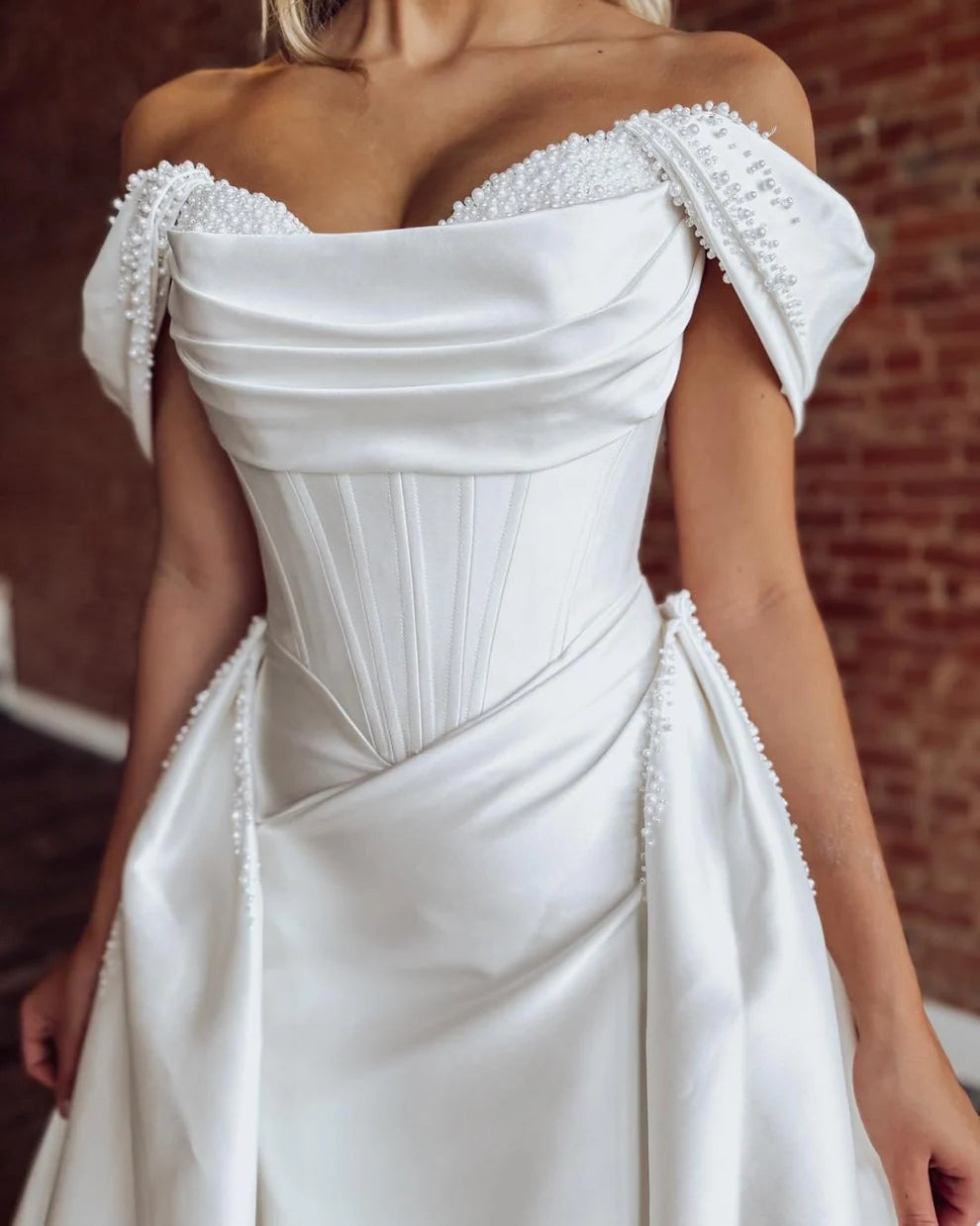 Off Shoulder Corset Satin Beach Wedding Dresses Crystal Detachable Train