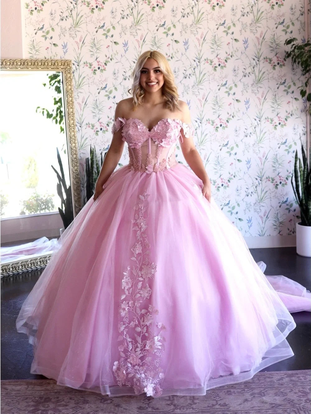 Ball Gown Off-Shoulder Pink Quinceñeara Dresses with Floral Appliqué