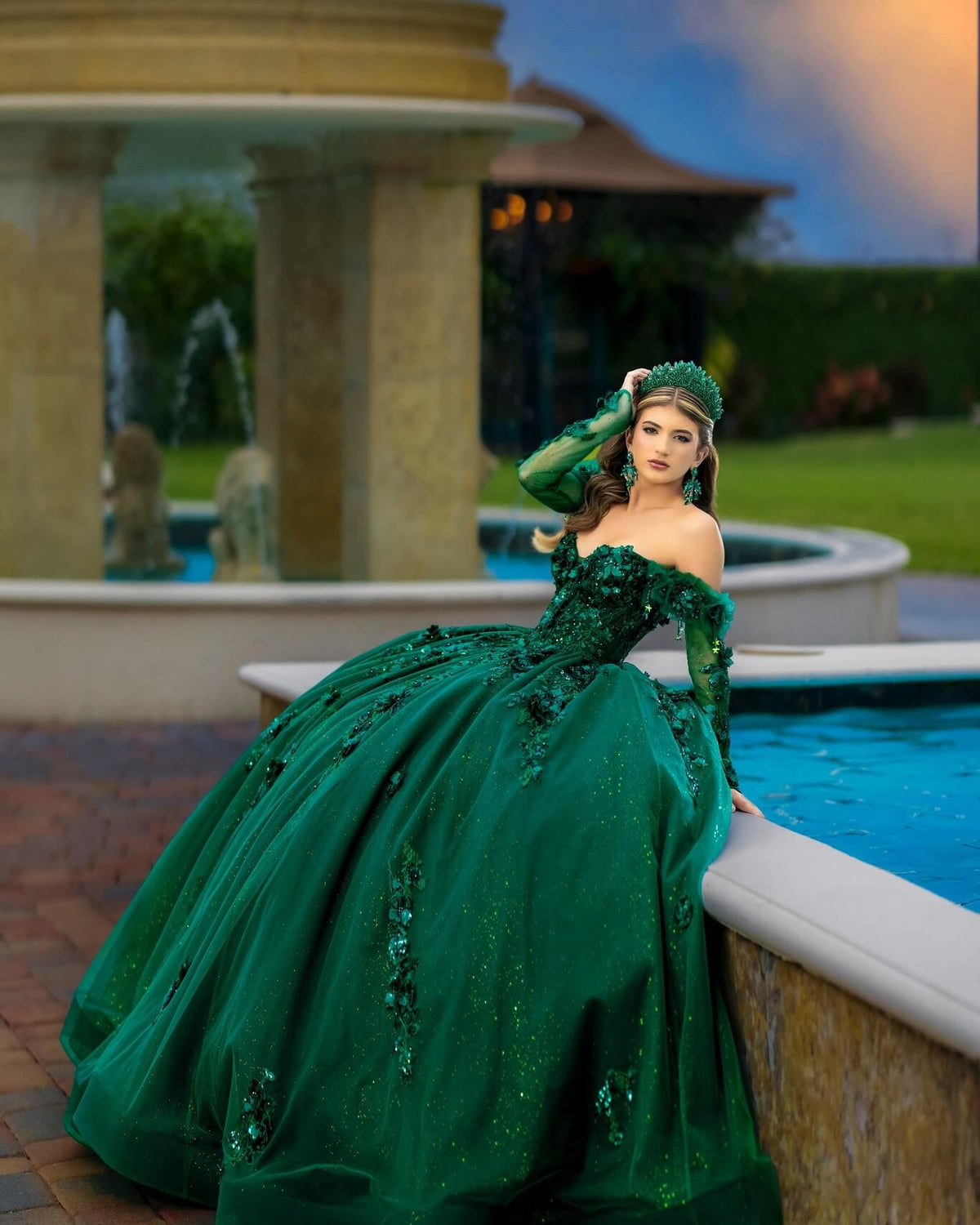 Off Shoulder Sweet 16 Emerald Green Lace Applique Quinceanera Dresses Ball Gowns