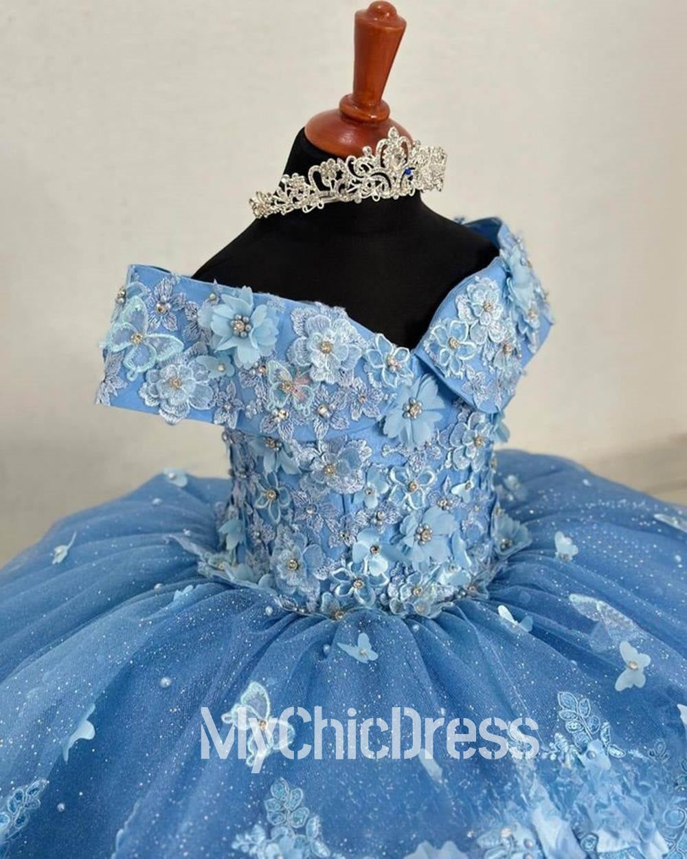 Off the Shoulder Fluffy Blue Mini Quince Dresses For Little Girl Lace Appliqué
