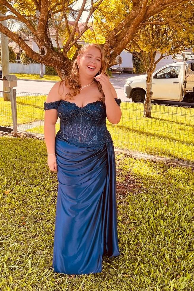 Off the Shoulder Navy Blue Plus Size Prom Dress Corset with Beaded