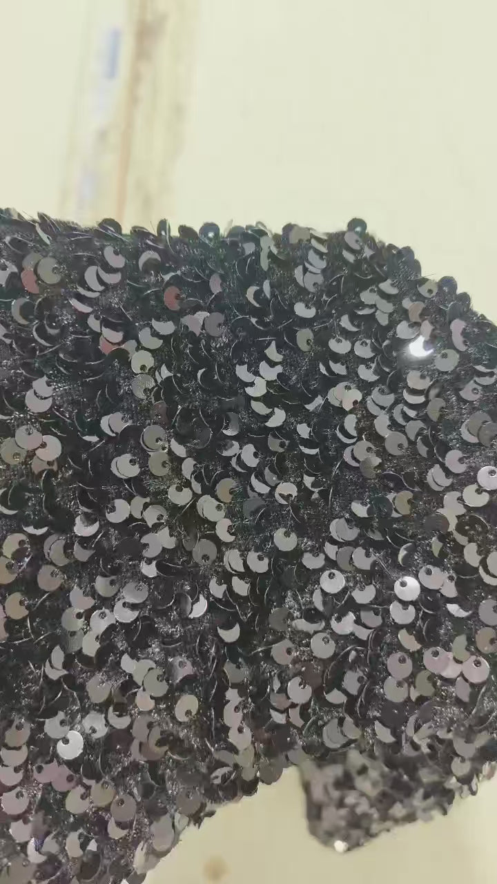 Black Iridescent Sequins Long Prom Dress V Neck Mermaid Evening Dress