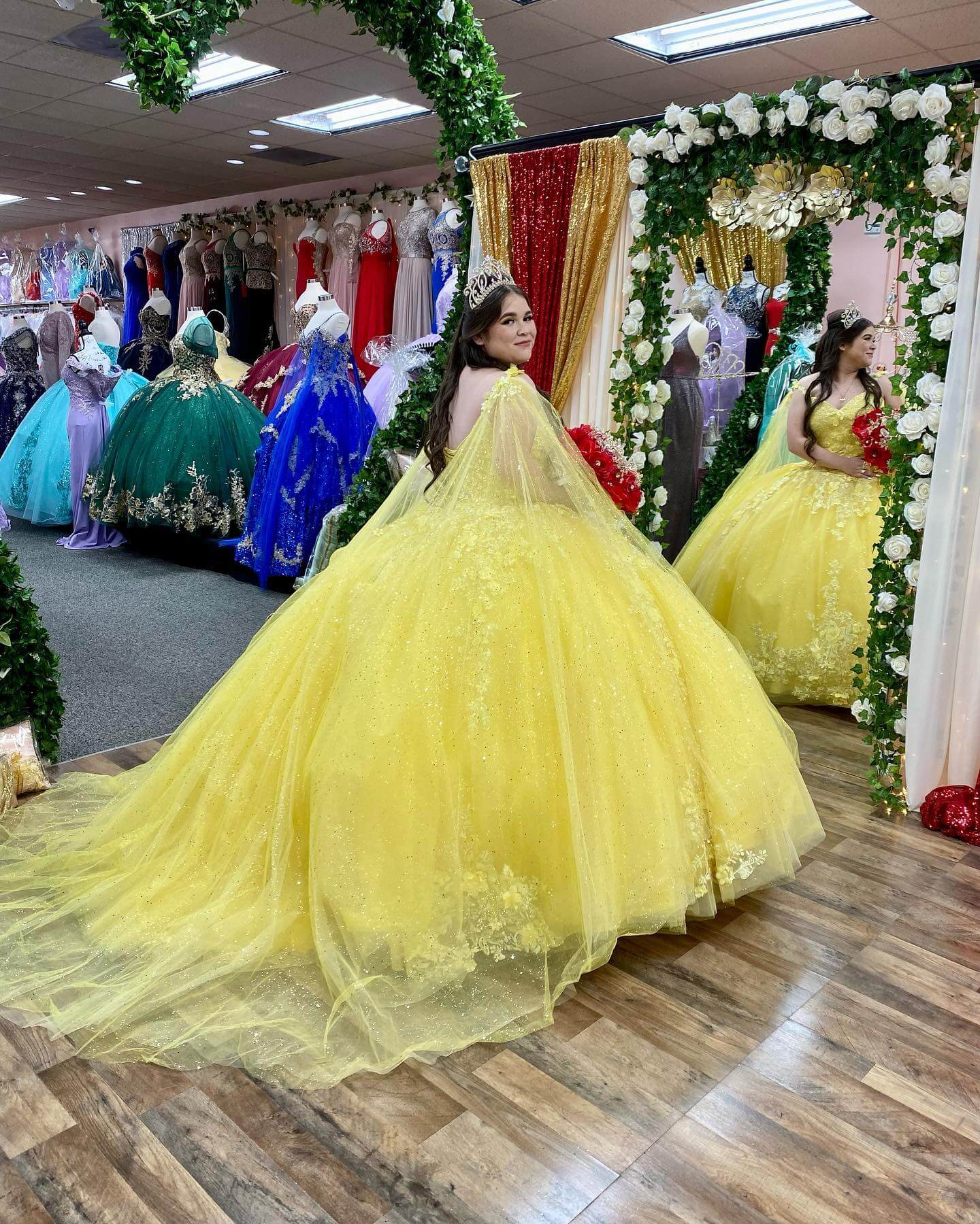 Puffy Quinceanera Ball Gown Yellow Sweet 16 Dress With Detachable Cape