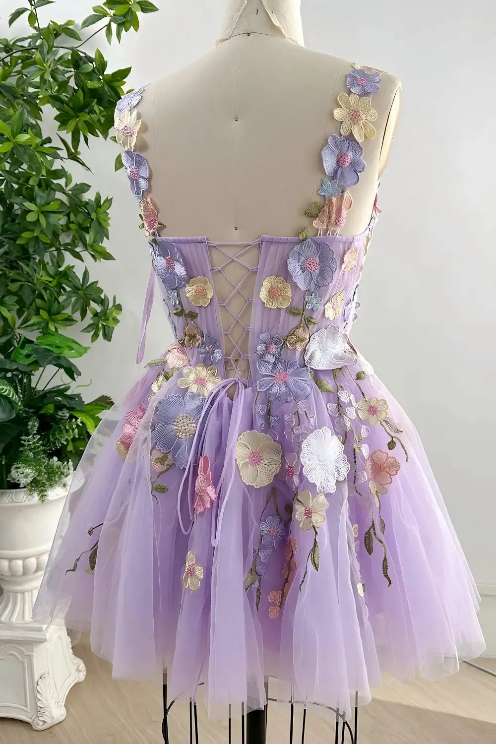 White Floral Short Wedding Guest Gown A Line Hoco Dresses