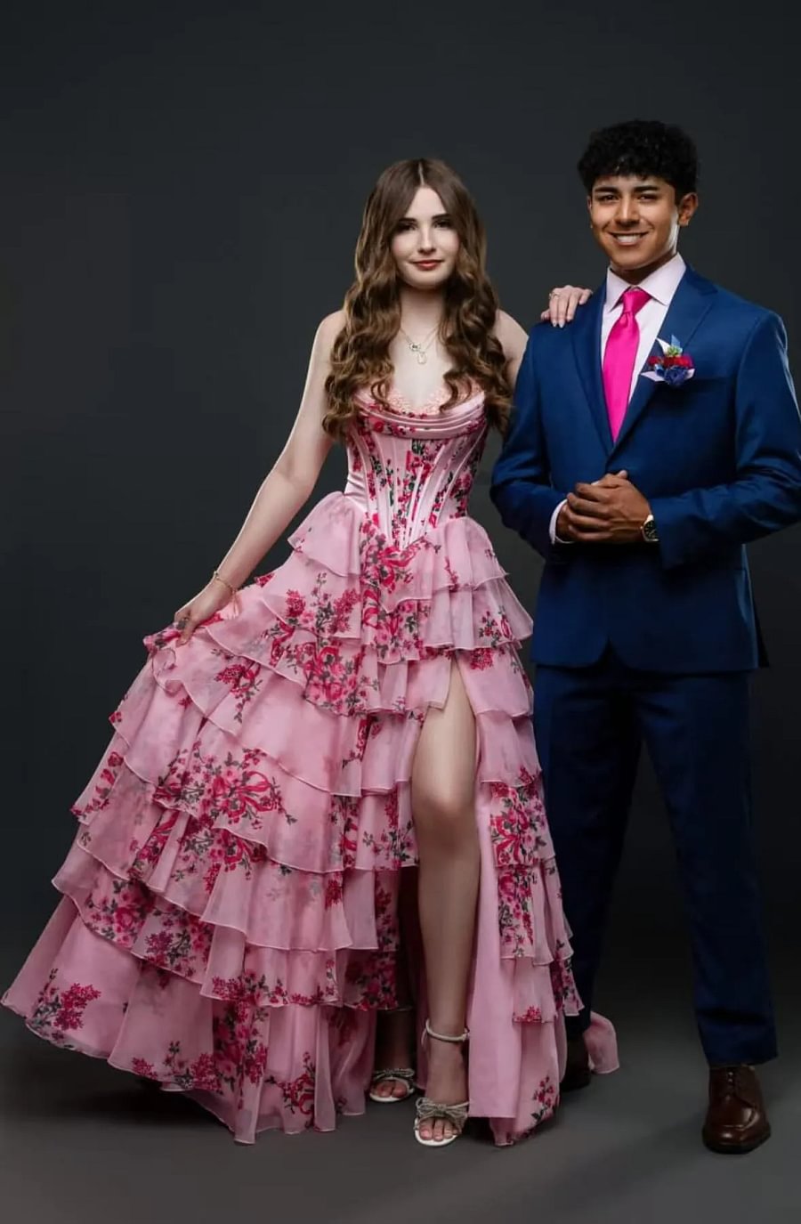 Vestido de fiesta sin tirantes con estampado floral, largo de gasa estadounidense con falda con volantes