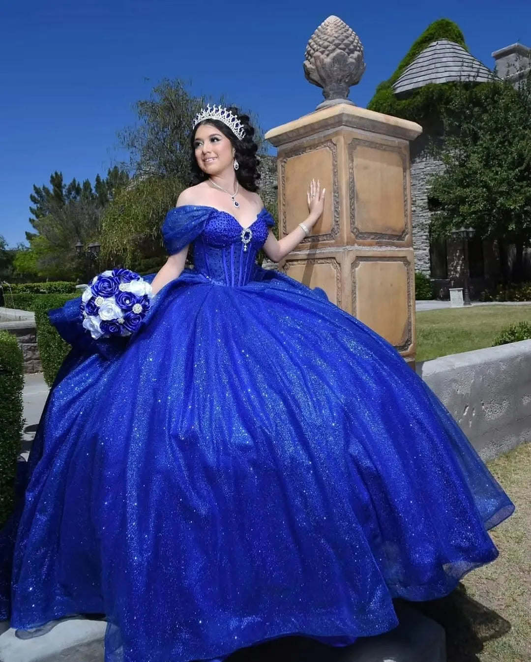 Vestidos de quinceañera con hombros descubiertos y purpurina verde esmeralda cerca de mí.