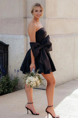 Satin Black Little Dresses for Homecoming Strapless Short Grad Dresses