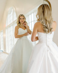 Satin Corset Vintage Wedding Dresses V Neck Sleeveless
