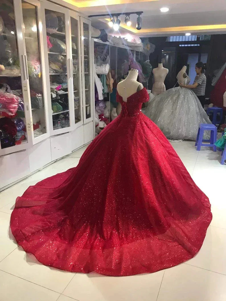 Shiny Red Ball Gown Quinceanera Dresses Off Shoulder Beaded Sweet 16 Dress