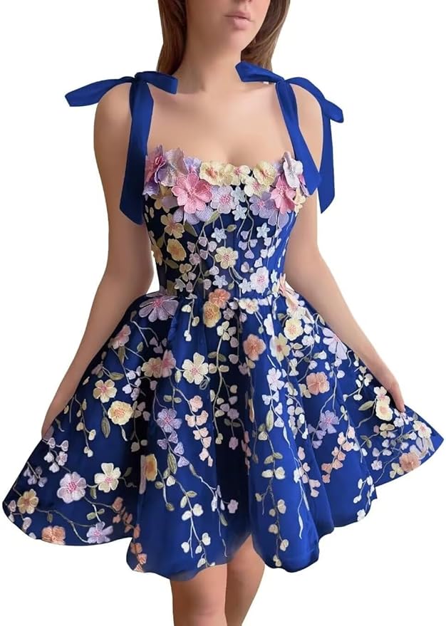 Vestido de fiesta corto de tul lavanda con flores 3D