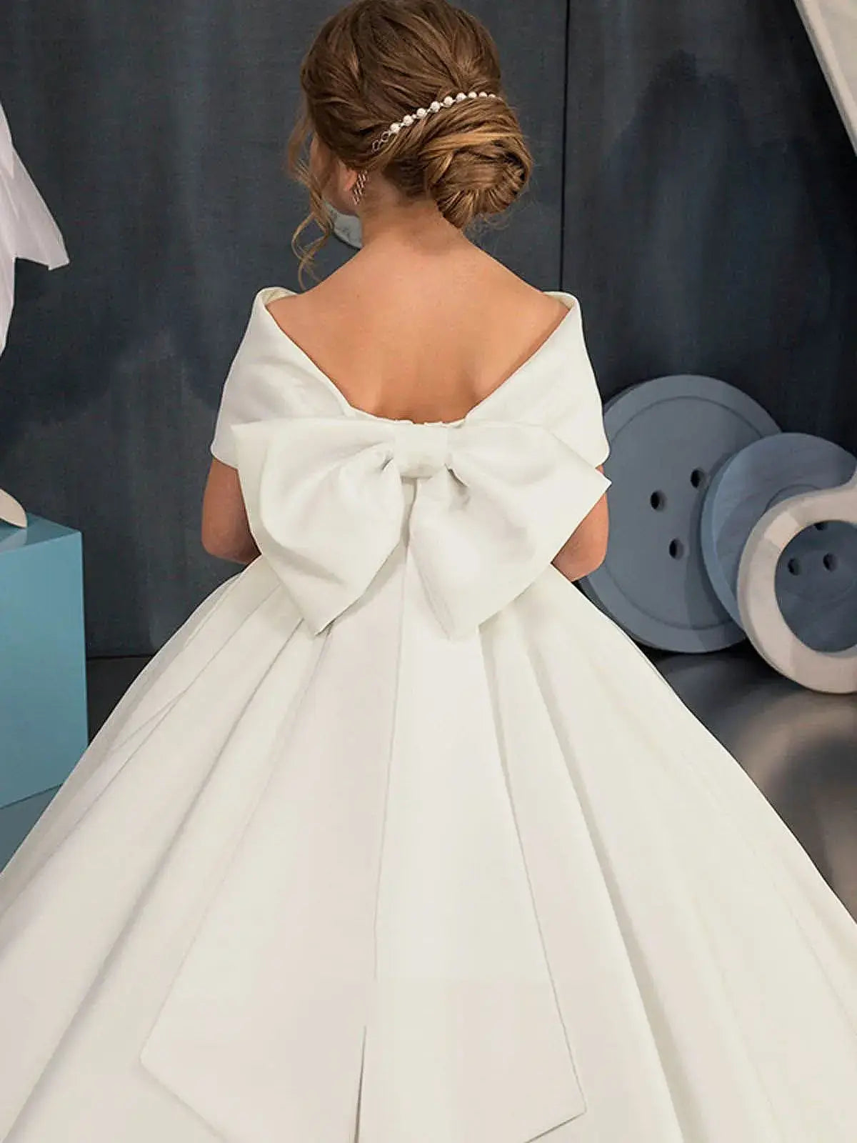 Simple off-the-shoulder Satin Beach Flower Girl Dresses With Bow