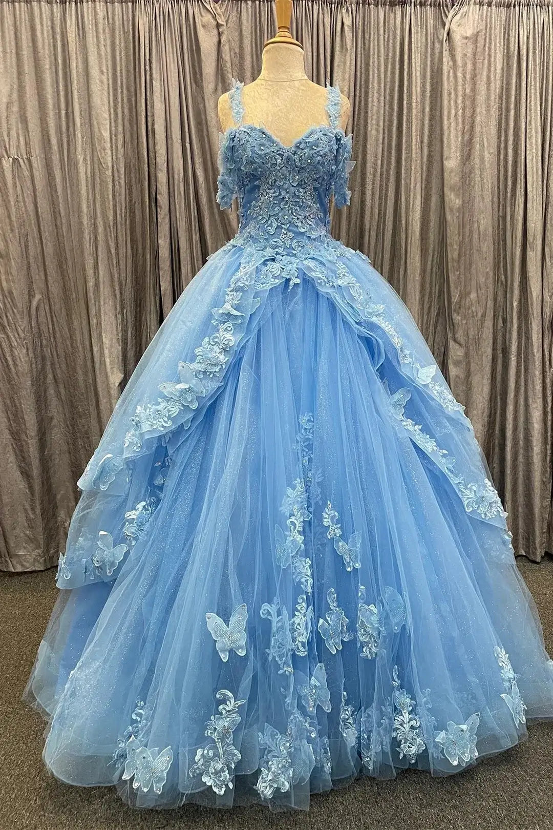 Sky Blue Sweetheart Butterfly Quinceanera Dresses Multi-Layer Sweet 16
