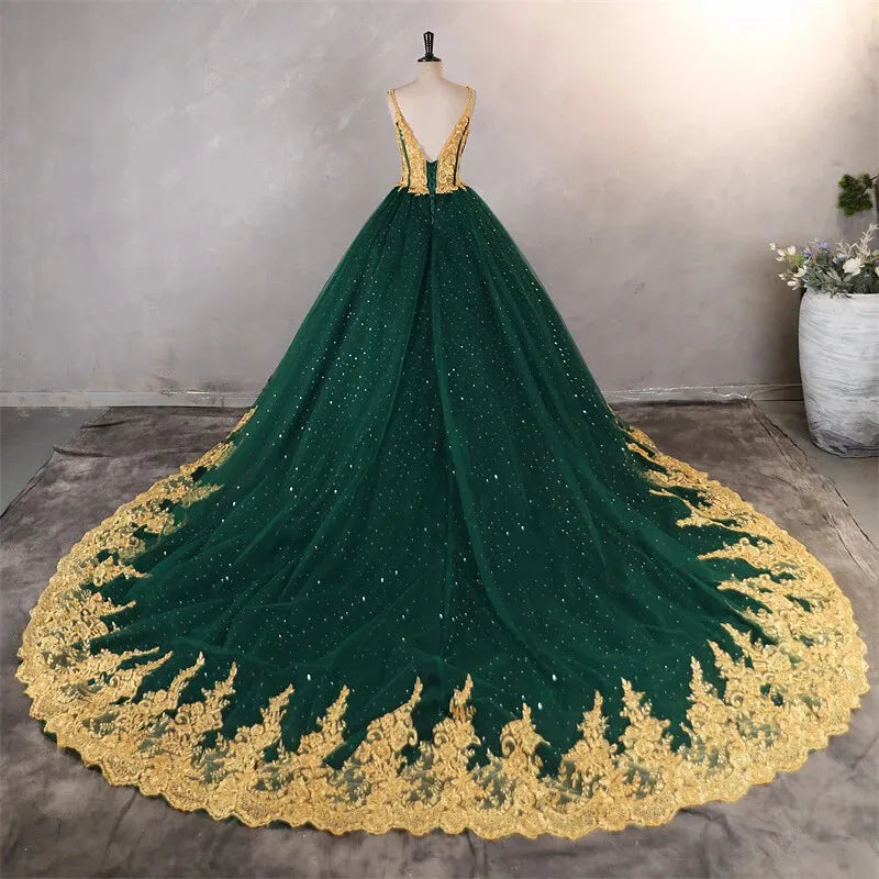 Sparkly Corset Emerald Green Quinceanera 15 Dresses Gold Appliques Ball Gown