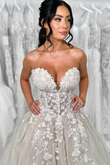 Strapless Lace Wedding Dresses Ball Gown with Appliques Sweetheart