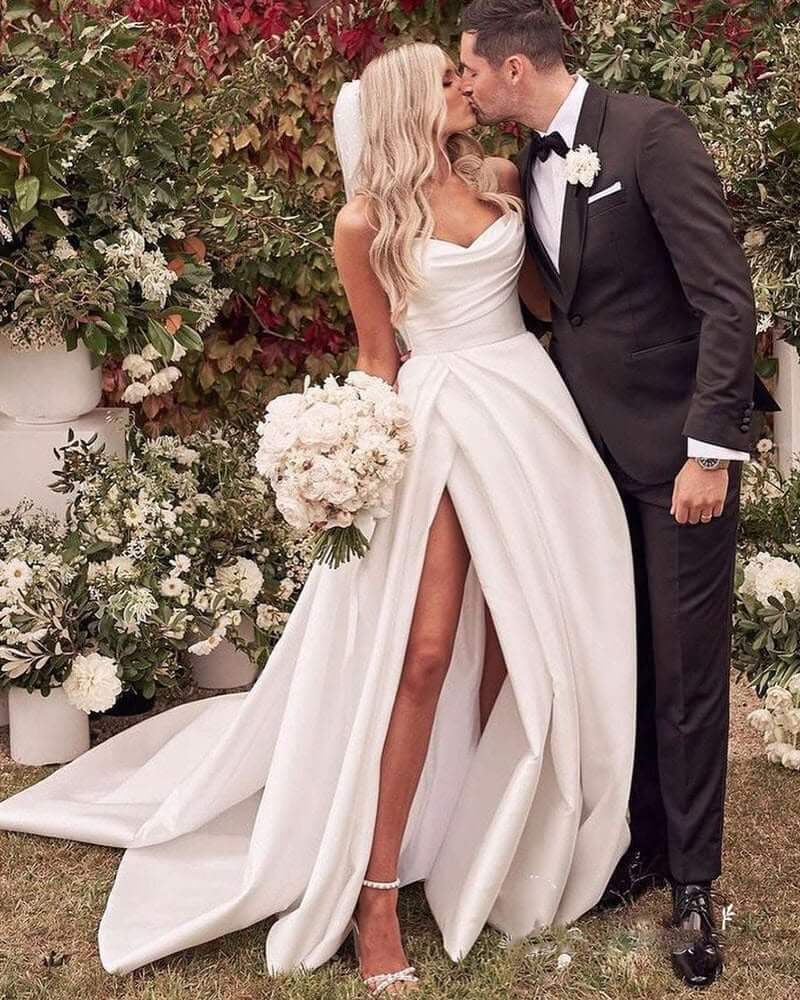 A-Line White Sleeveless Satin Basque Waist Wedding Gown With Side Slit