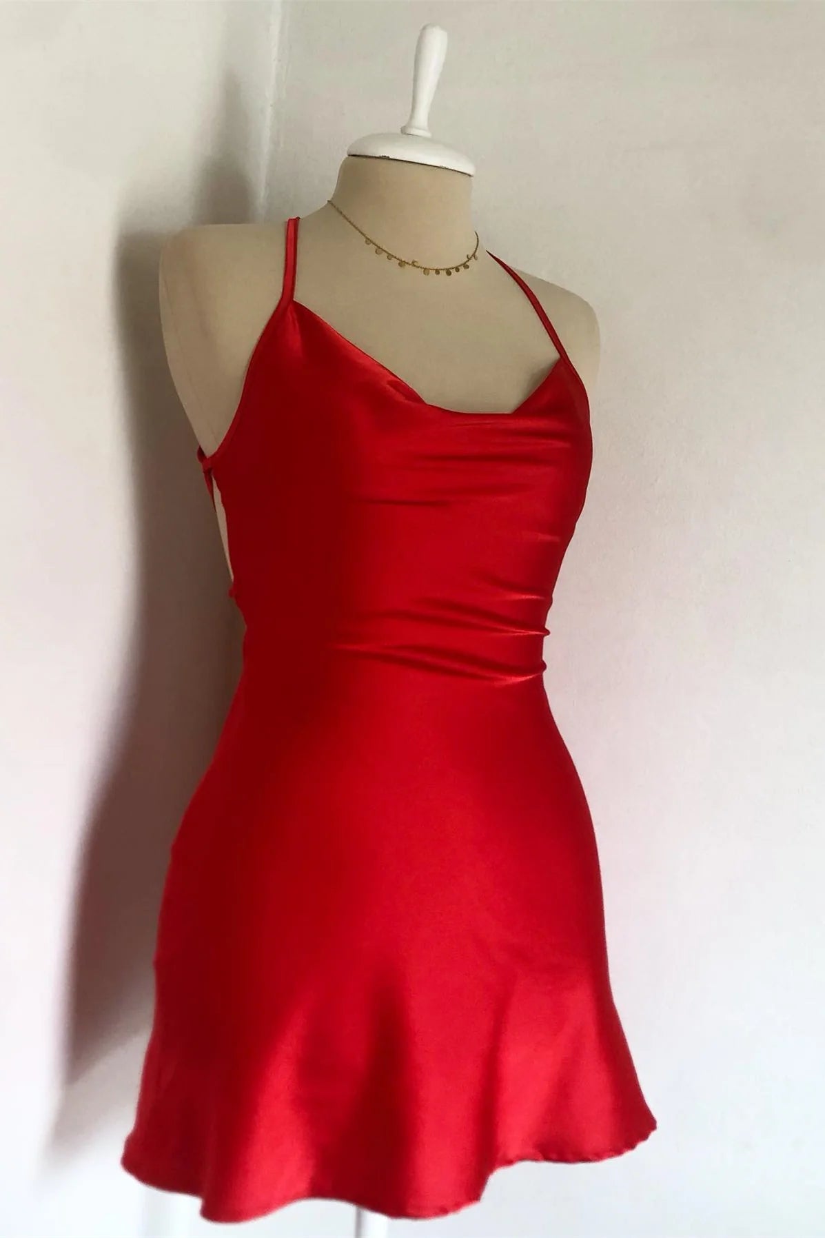 Tighted Red Homecoming Dress Ruched Mermaid Spaghetti Strap