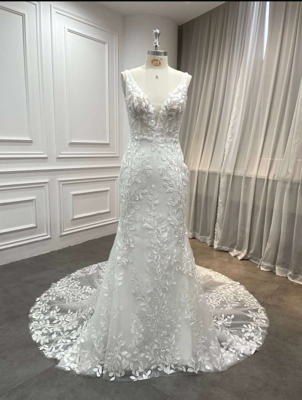 Trendy Lace Boho Wedding Gown V Neck Sleeveless Beach Bridal Dress