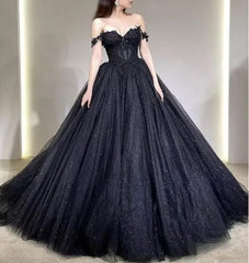 A Line Black Gothic Wedding Dresses Off the Shoulder Lace Tulle Bridal Wear