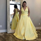A Line Plus Size Yellow Satin Prom Dresses V-Neck with Beading Pockets